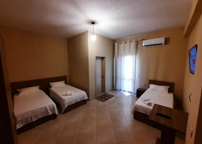 & Restorant Vjosa Hotel *